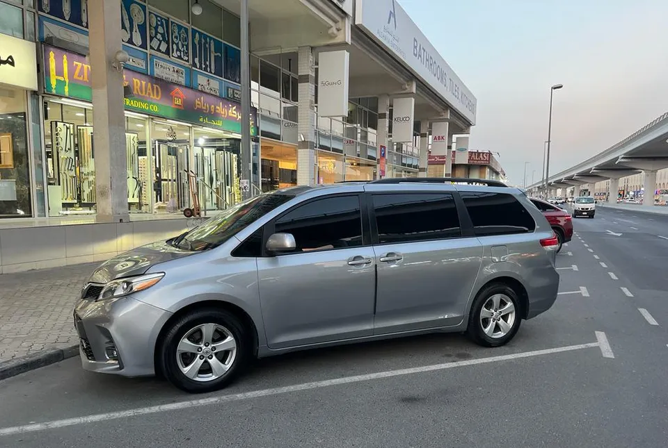 Toyota Sienna 2013-pic_3