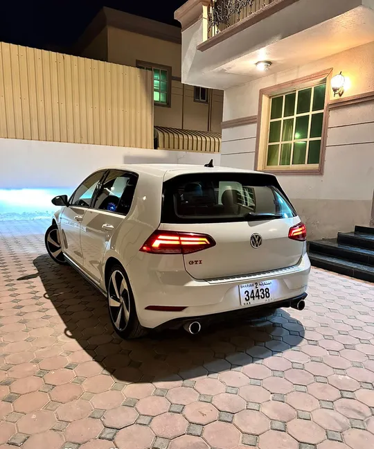 Volkswagen Golf 2020 in Dubai-pic_3