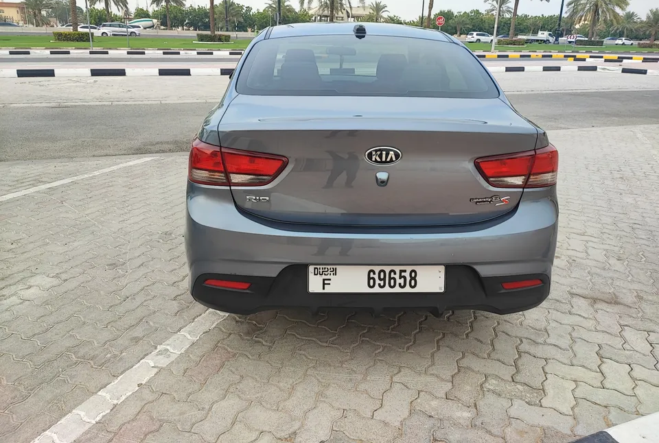 kia Rio For Rent-pic_3