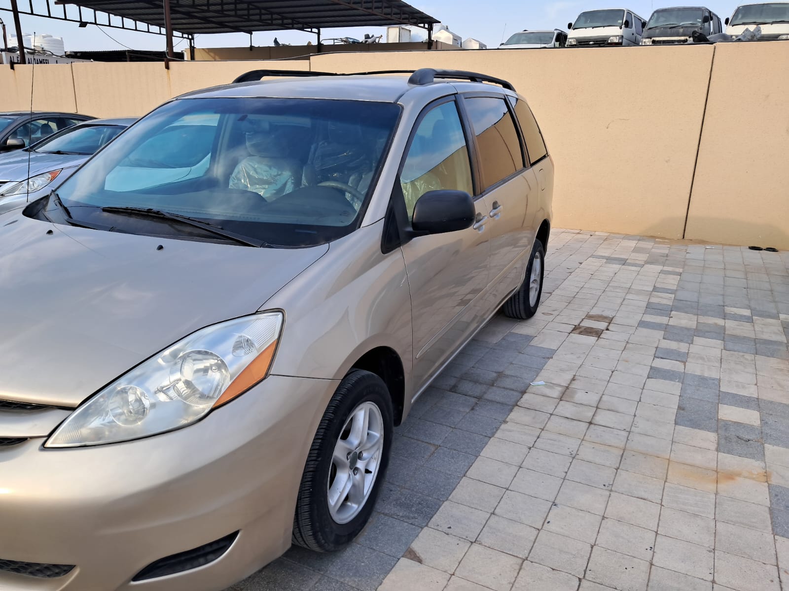 Toyota Sienna-pic_5