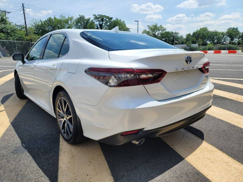 2022 Toyota Camry Sport-pic_5