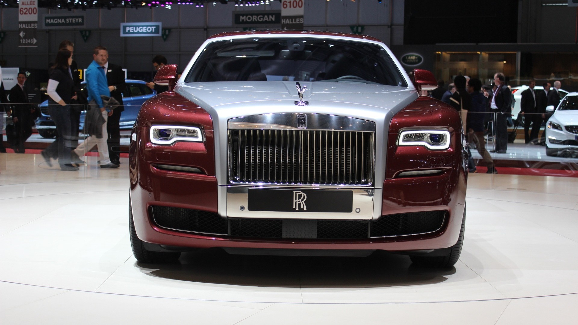 Rent Rolls Royce Ghost Series II 2017 in Dubai-image