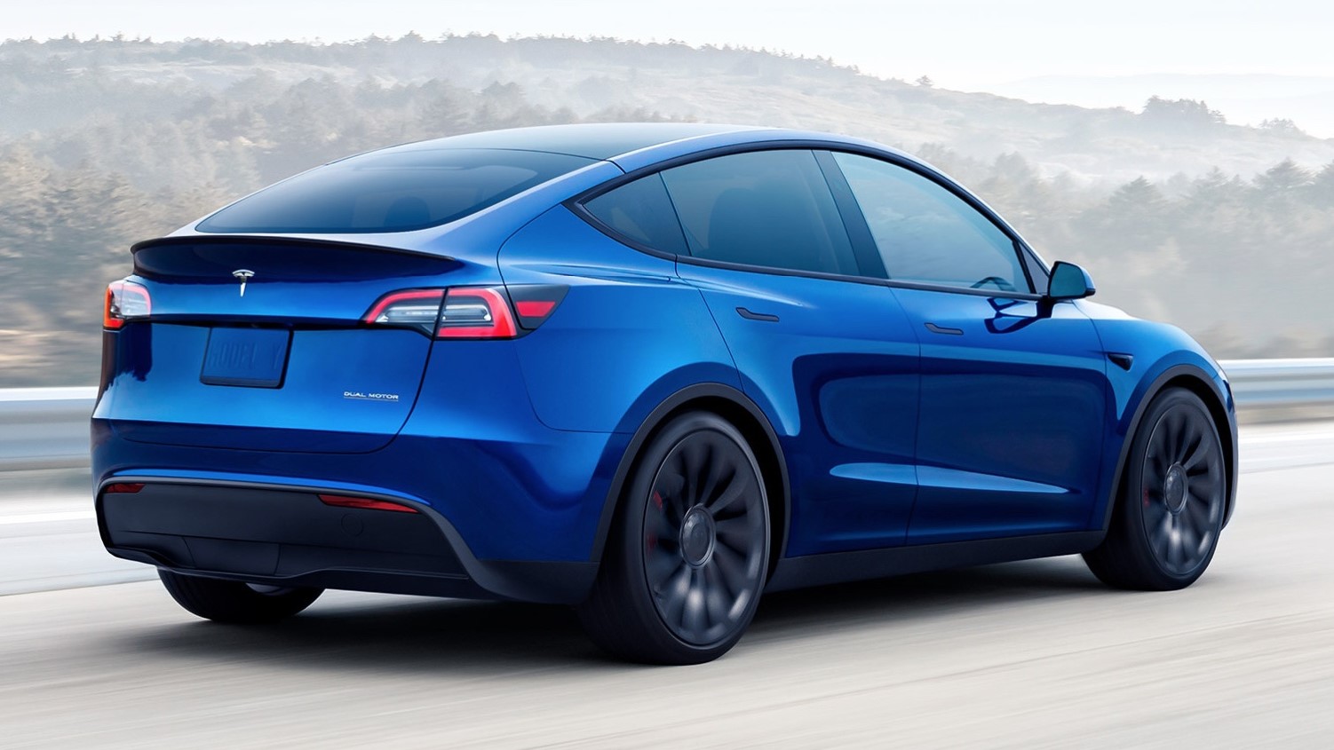 Rent Tesla Model 3 Standard Plus 2024 in Dubai-pic_1