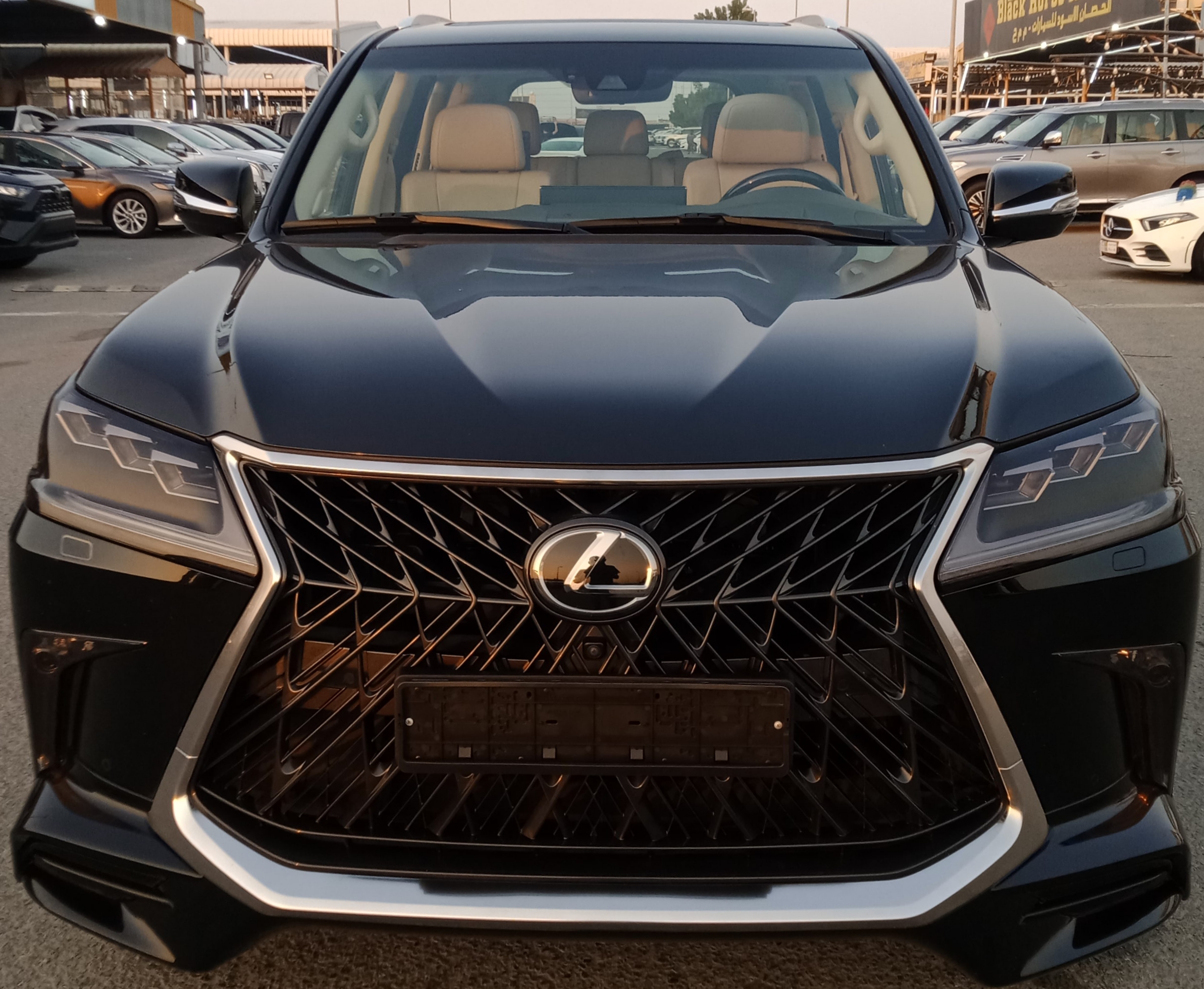 Lexus Lx570 Signature Edition V8 5.7L Full Options Model 2020-pic_4