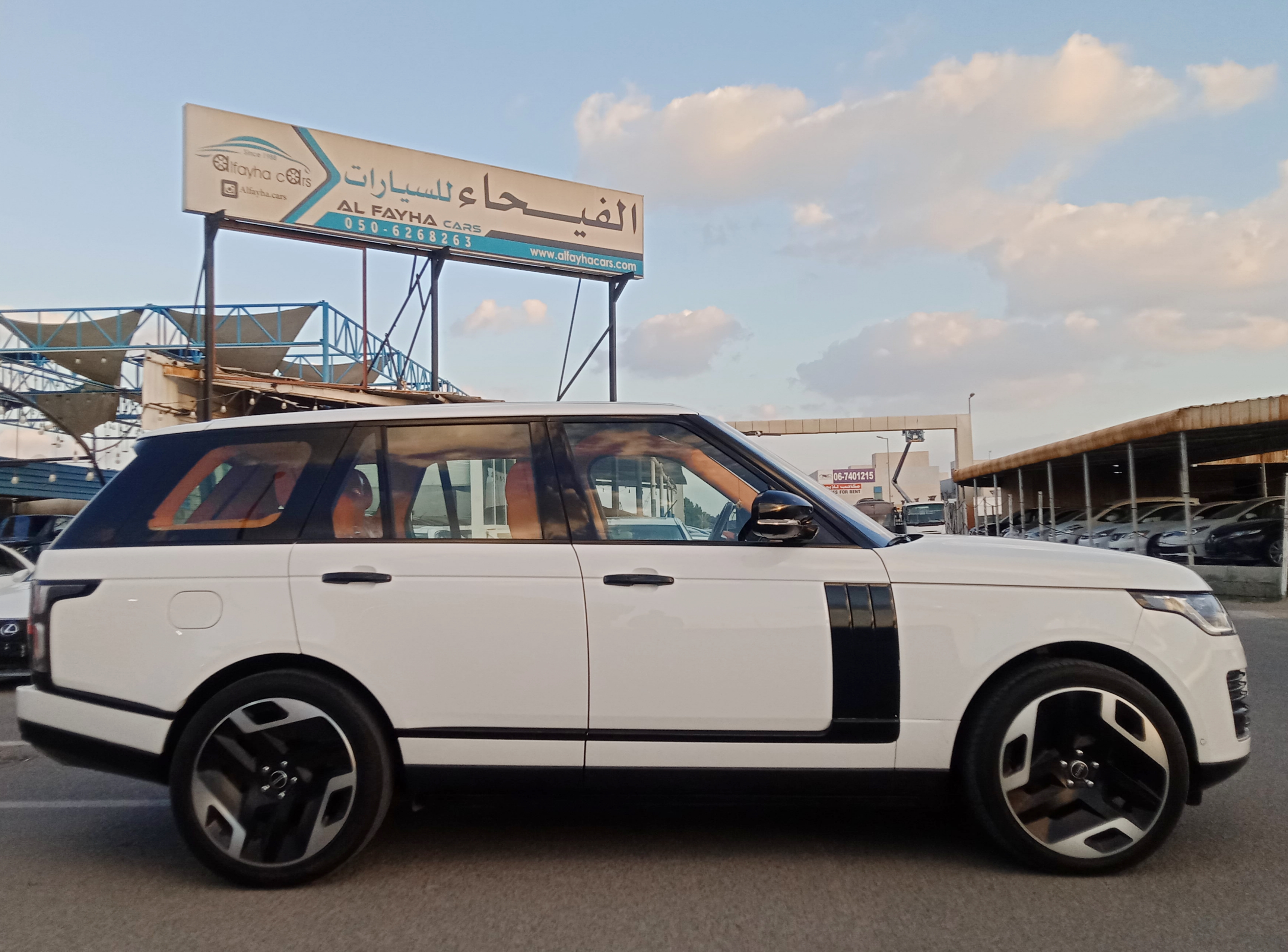 Range Rover Vogue SE Supercharged V8 5.0L-pic_2