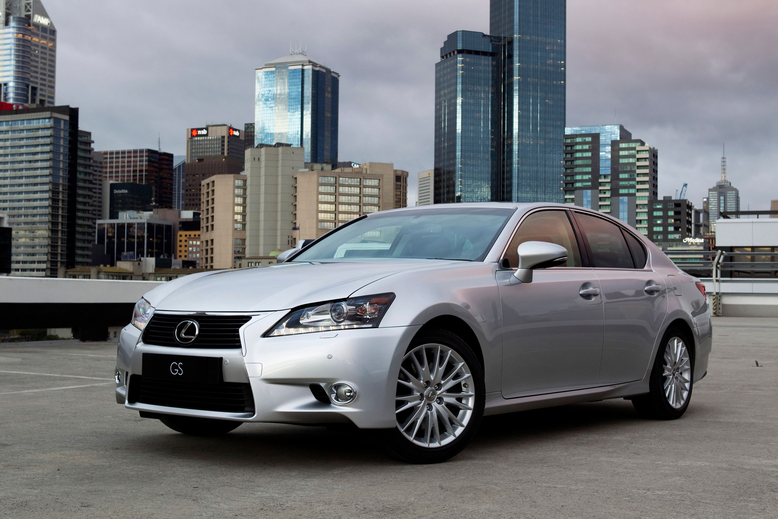 Rent Lexus GS 350 in Dubai-pic_1