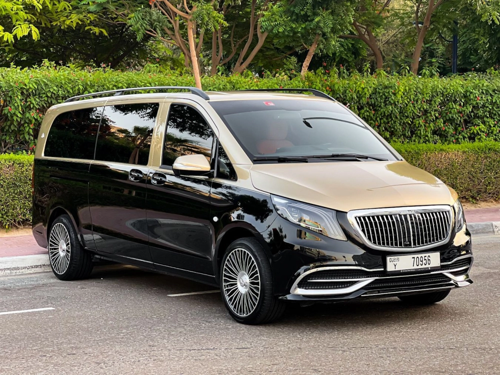 Rent Mercedes Benz Maybach V250 2022 in Dubai-pic_1