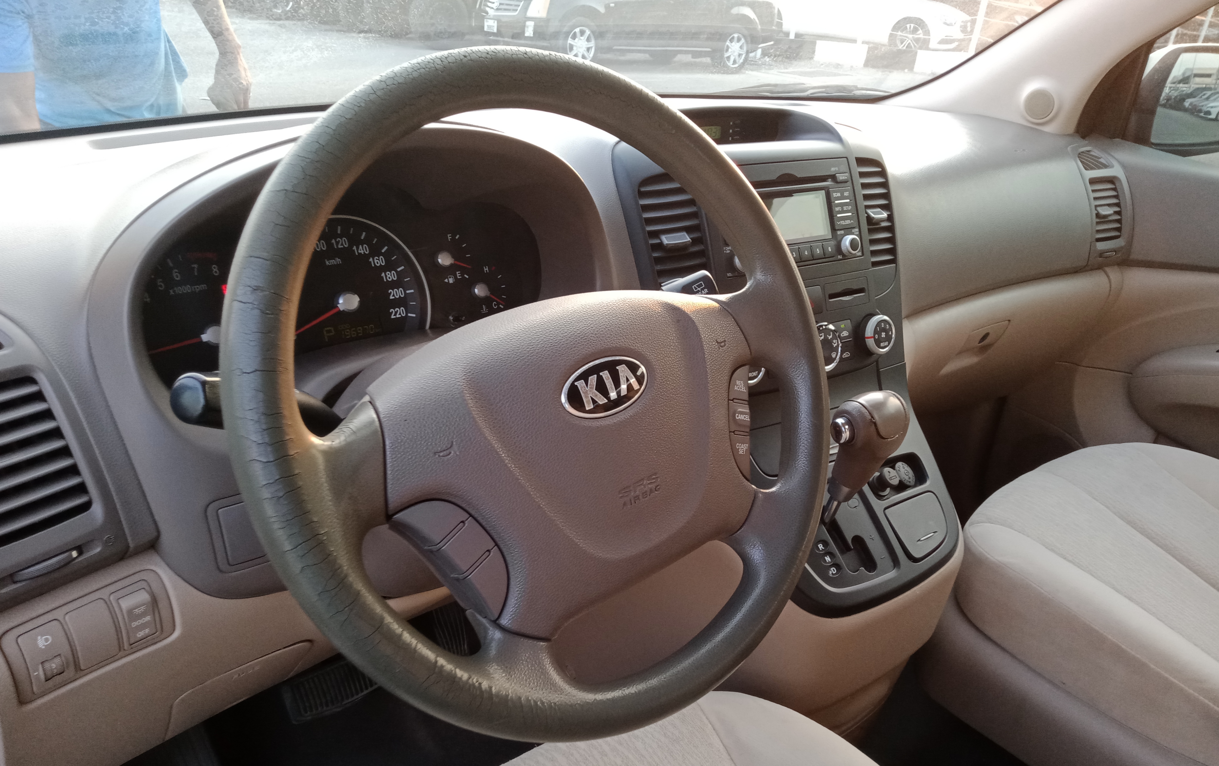 Kia Carnival V6 3.3L Model 2015-pic_5