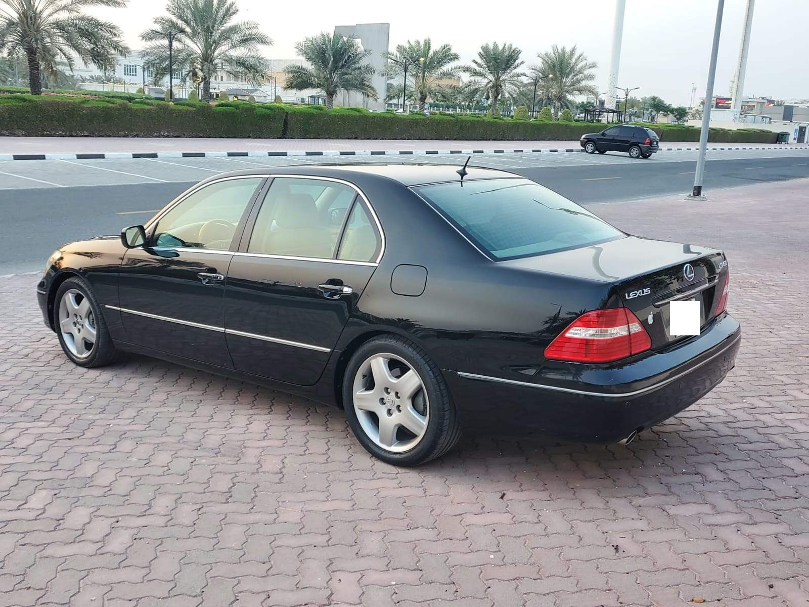 LEXUS LS430 V8 4.3L Full Option Model 2006 For Sale-pic_5