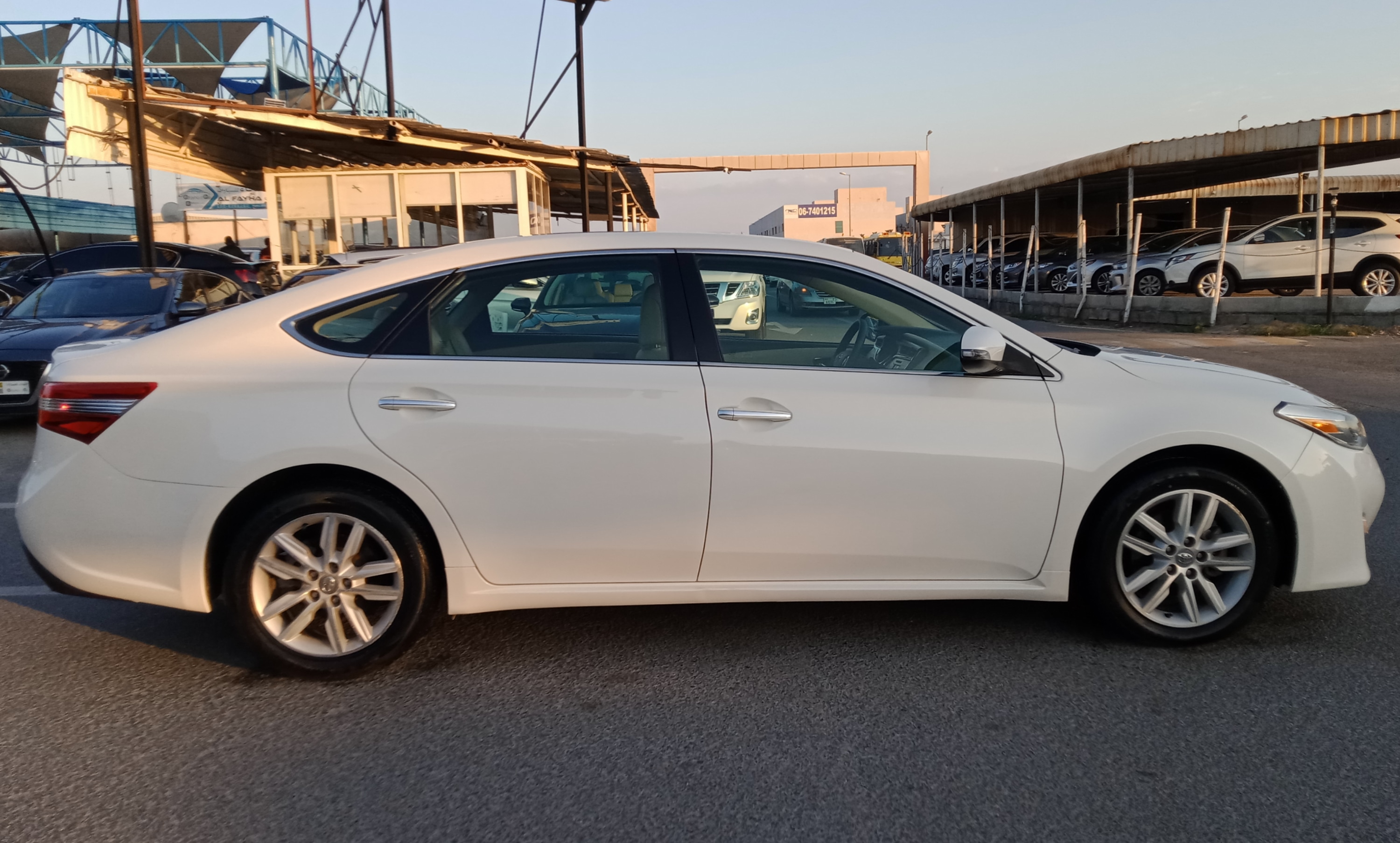 Toyota Avalon V6 3.5L Model 2014-pic_5