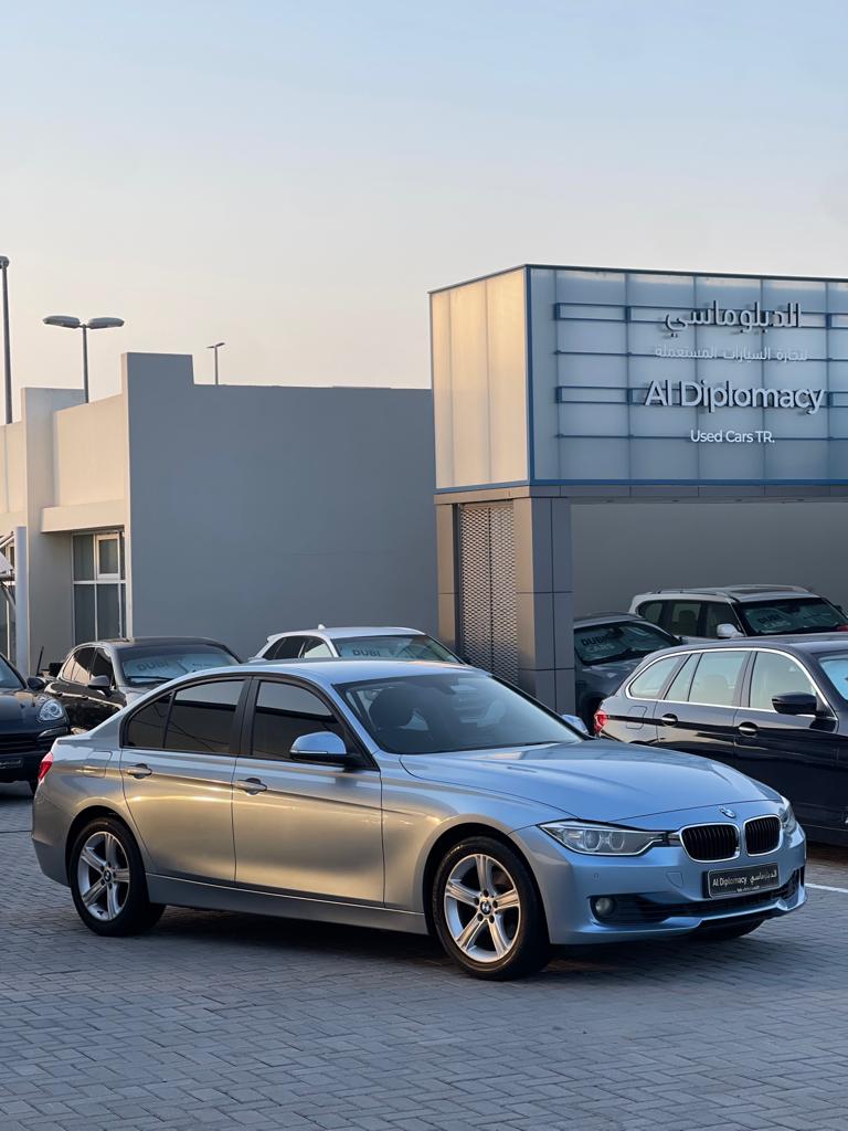 Elevate Your Driving Experience: 2019 BMW 320i Available Now-pic_2