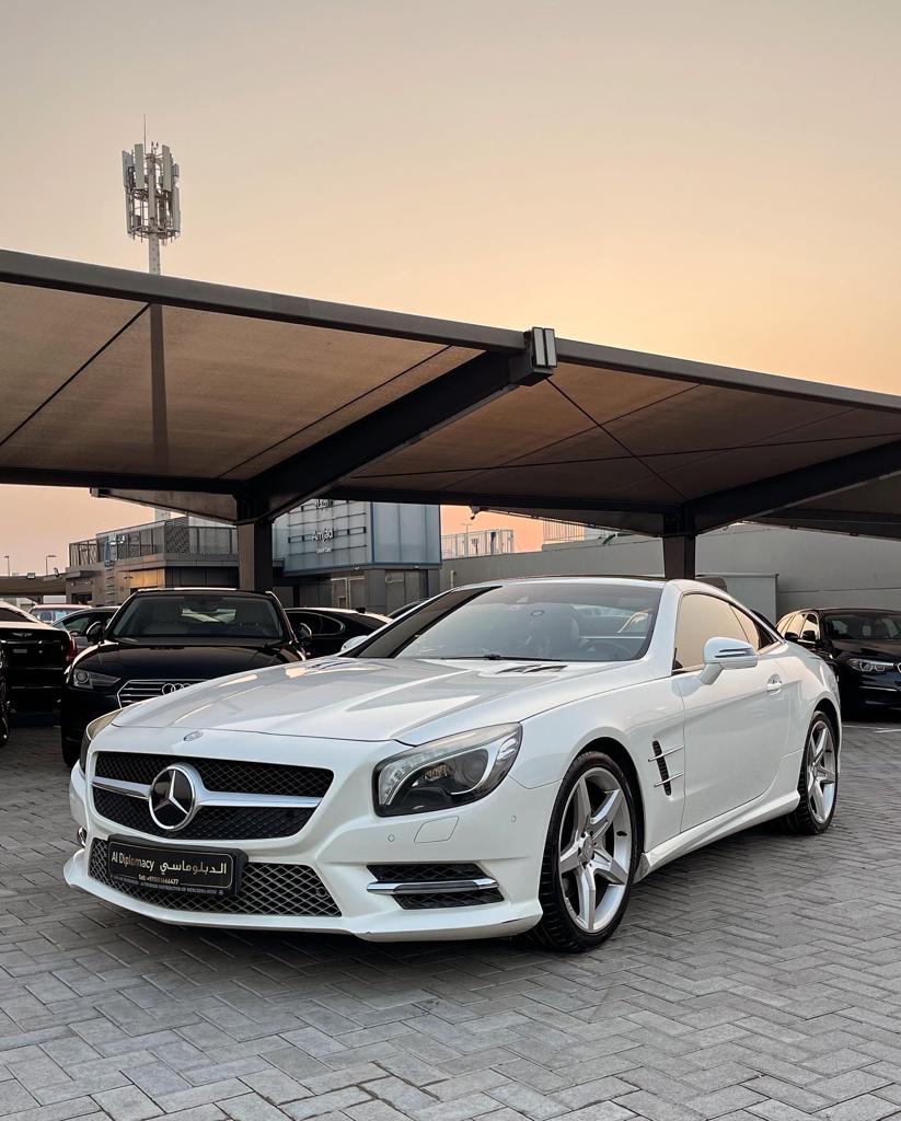 Rent or Buy: Mercedes-Benz SL350 AMG in Dubai-pic_2