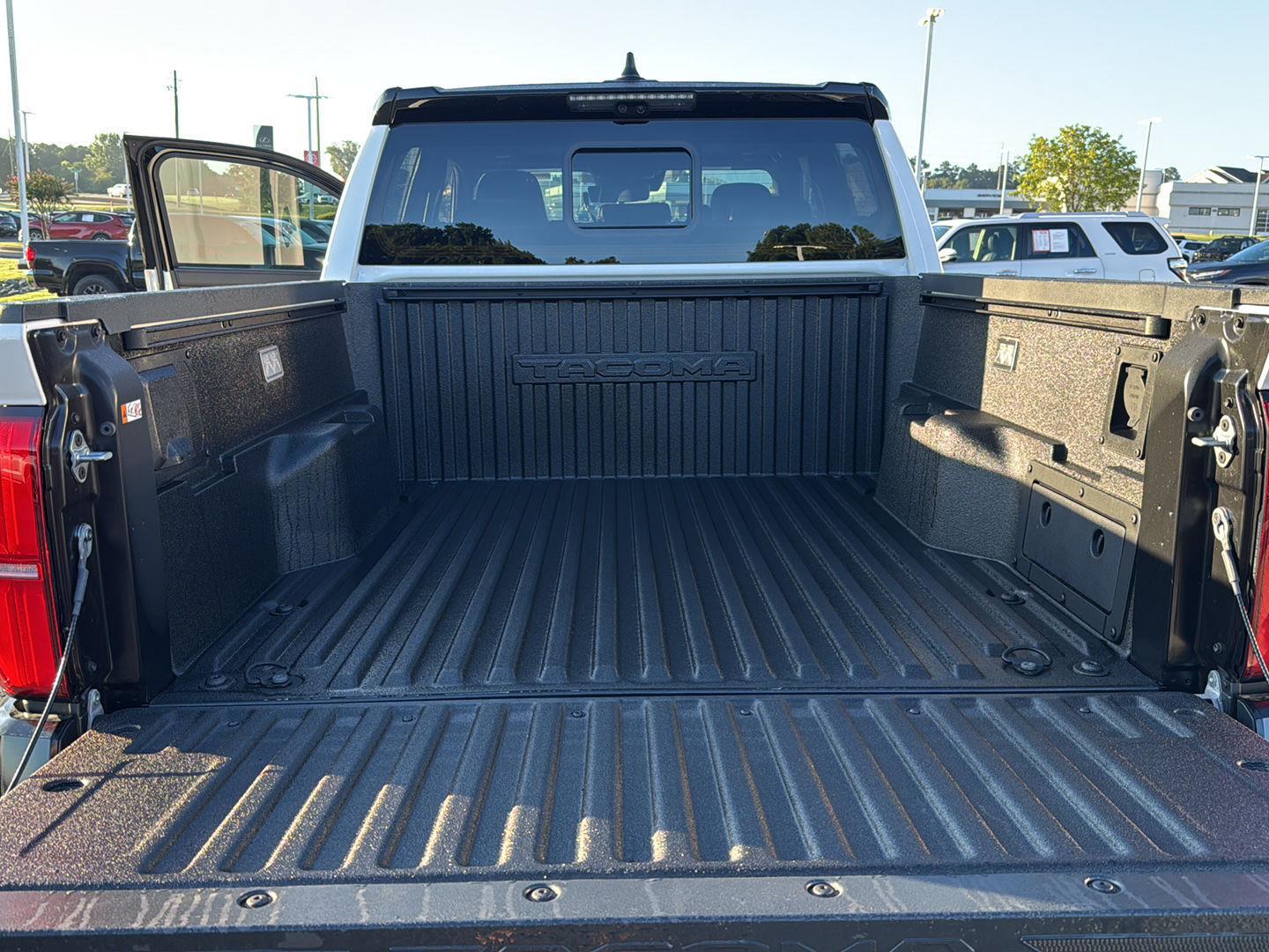 New 2025 Toyota Tacoma TRD Pro 4WD-pic_6