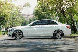RENT MERCEDES BENZ C300 2018 IN DUBAI-pic_3