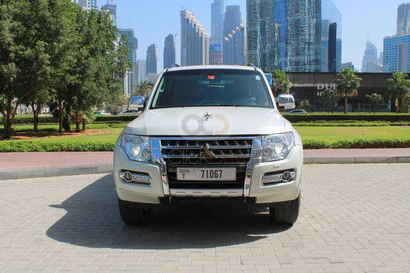 RENT MITSUBISHI PAJERO 2020 IN DUBAI-pic_6