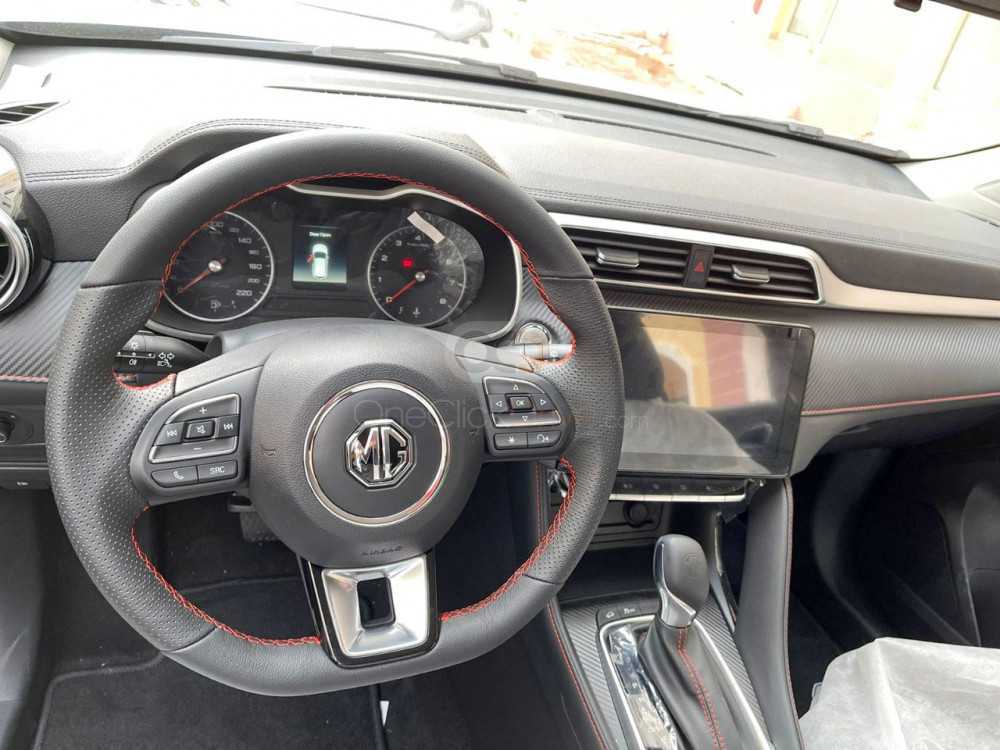 RENT MG ZS 2022 IN DUBAI-pic_3