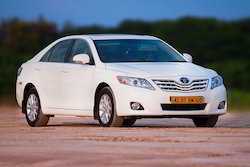 RENT TOYOTA CAMRY 2016 IN DUBAI-pic_1