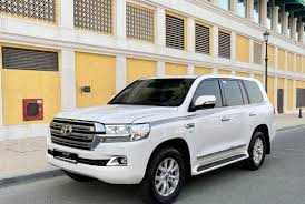 RENT TOYOTA LAND CRUISER GXR V6 2020 IN DUBAI-pic_5