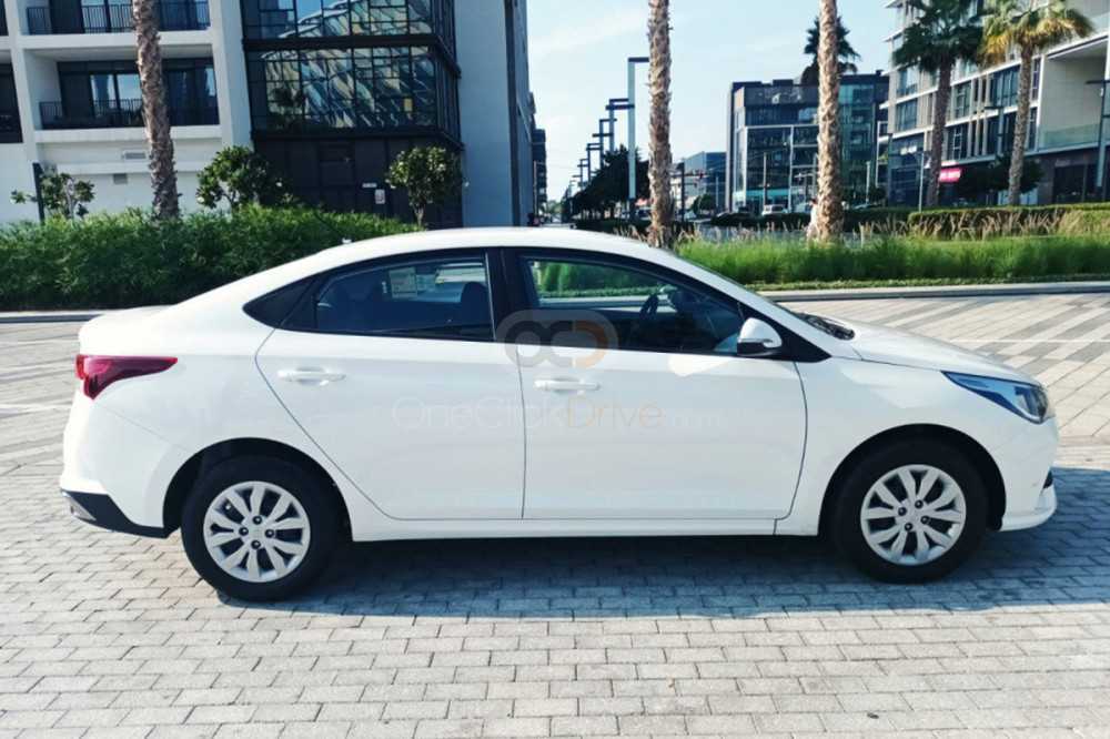 RENT HYUNDAI ACCENT 2022 IN DUBAI-pic_2