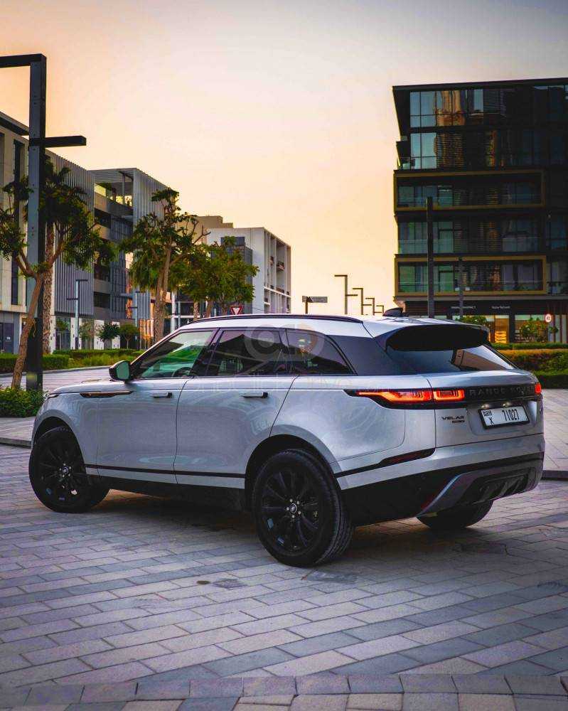 RENT LAND ROVER RANGE ROVER VELAR R DYNAMIC 2019 IN DUBAI-pic_1