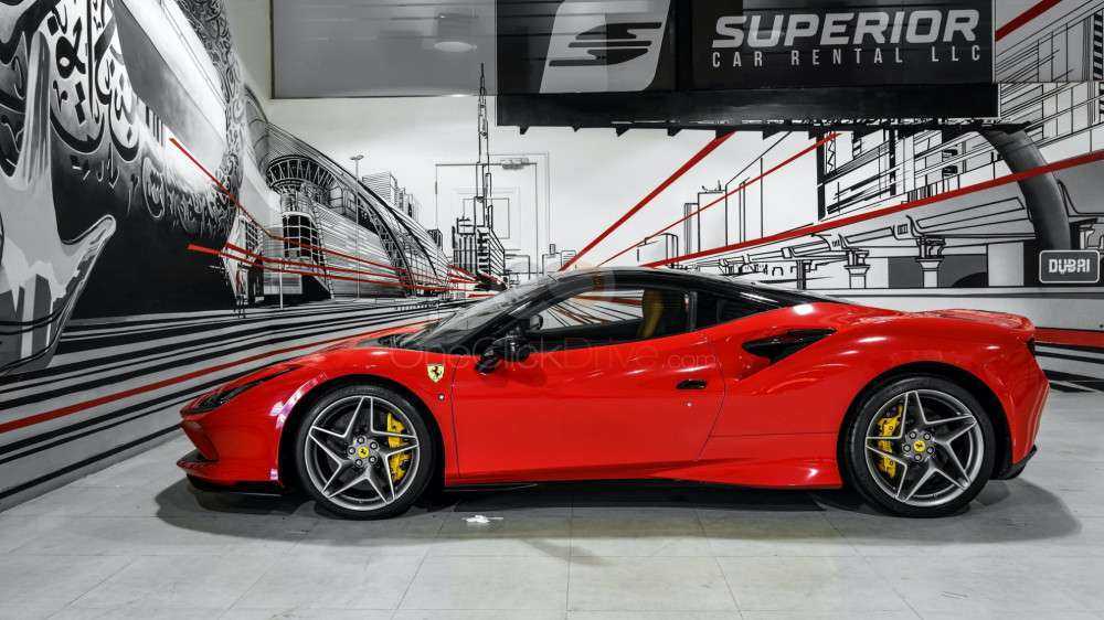 RENT FERRARI F8 TRIBUTO SPIDER 2021 IN DUBAI-pic_2