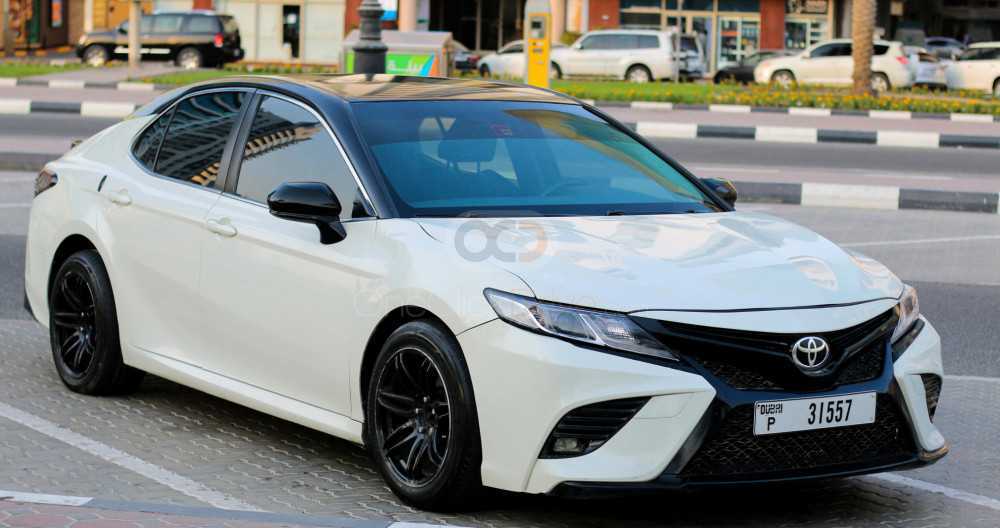 RENT TOYOTA CAMRY 2018 IN DUBAI-pic_3