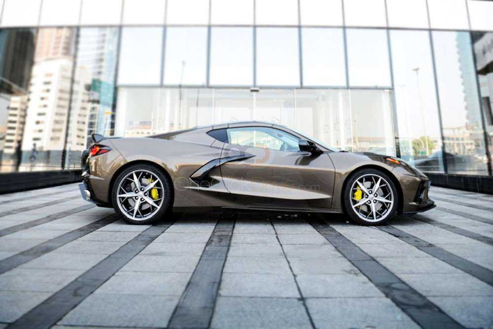 RENT CHEVROLET CORVETTE STINGRAY C8 2020 IN DUBAI-pic_6