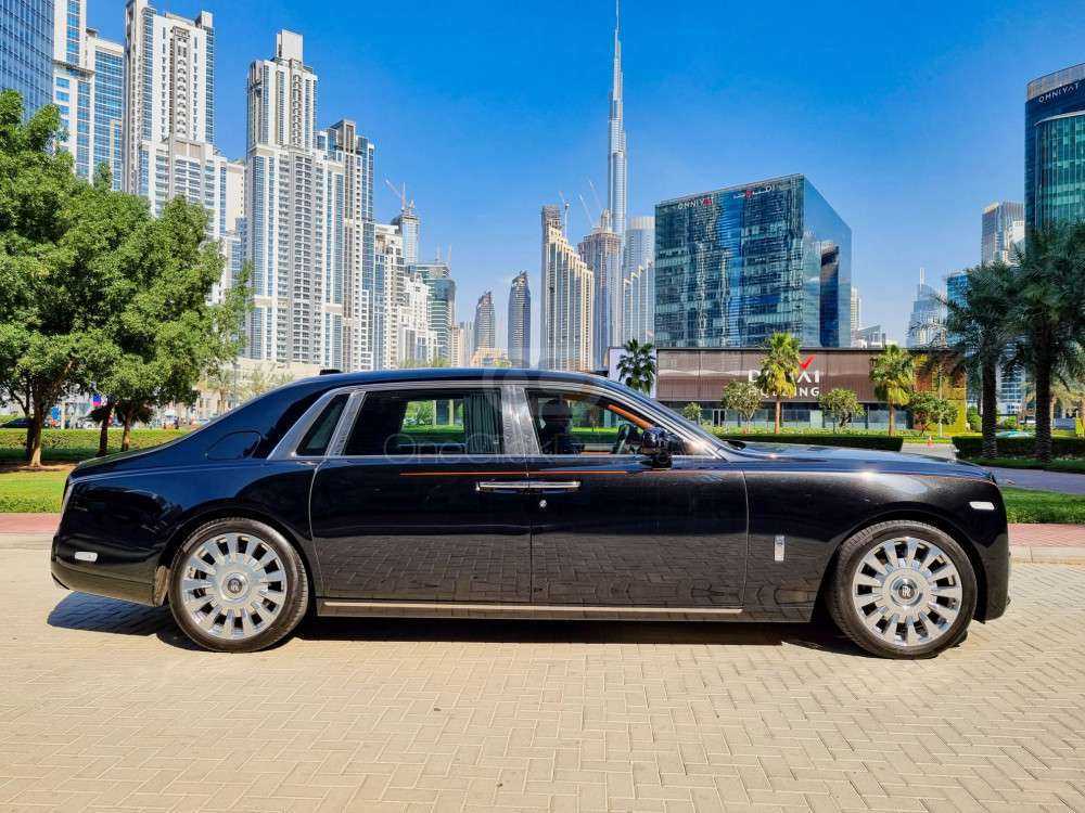 RENT ROLLS ROYCE PHANTOM EXTENDED 2021 IN DUBAI-pic_1