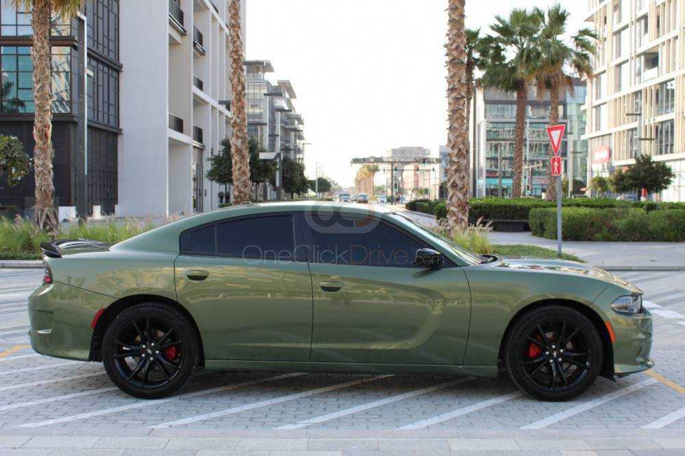 RENT DODGE CHARGER SRT V6 2018 IN DUBAI-pic_2