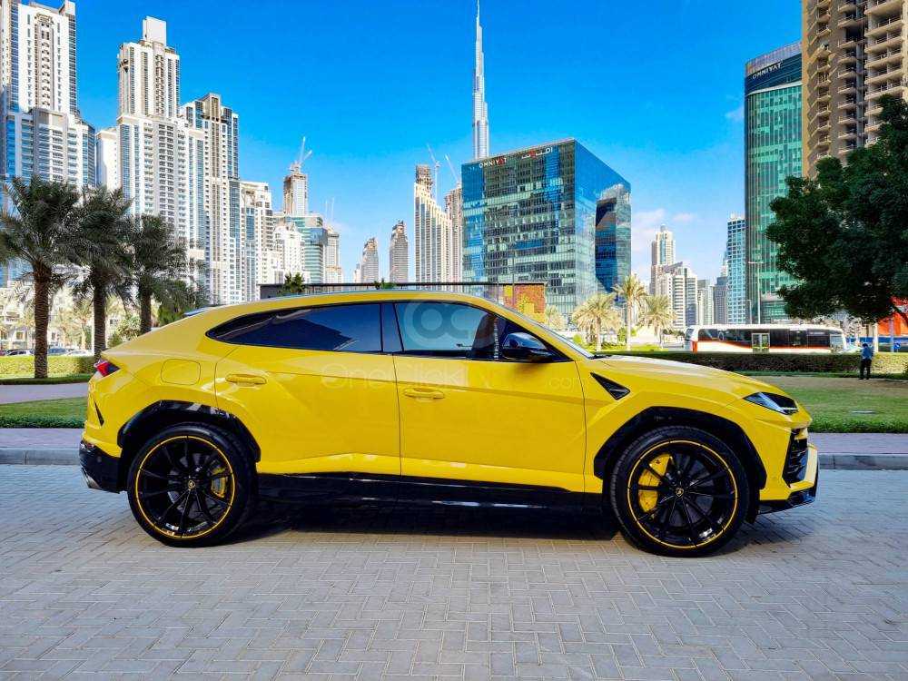 RENT LAMBORGHINI URUS 2022 IN DUBAI-pic_2