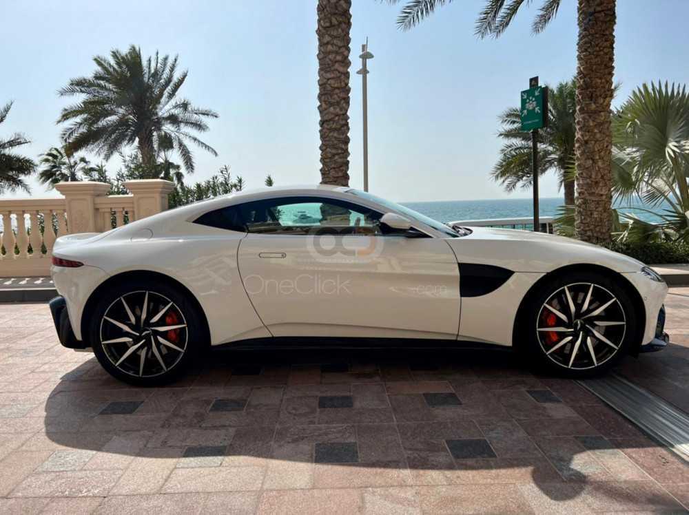 RENT ASTON MARTIN VANTAGE 2019 IN DUBAI-pic_3