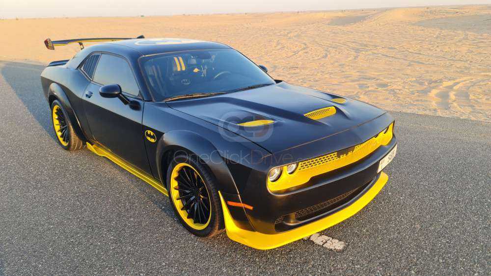 RENT DODGE CHALLENGER BATMAN KIT V8 2020 IN DUBAI-pic_6