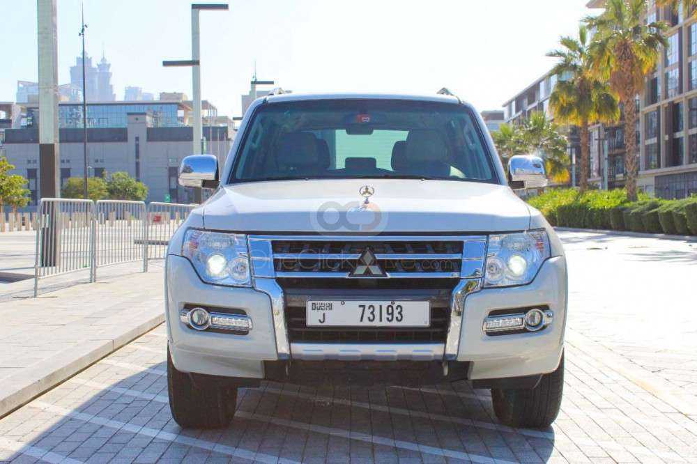 RENT MITSUBISHI PAJERO 2019 IN DUBAI-pic_5