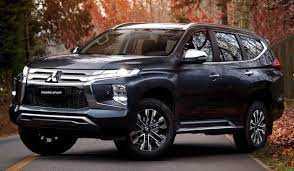 RENT MITSUBISHI MONTERO SPORT 2019 IN DUBAI-pic_2