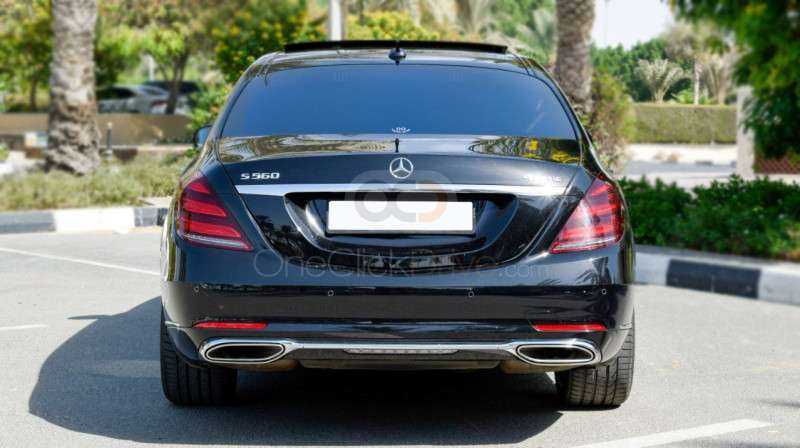 RENT MERCEDES BENZ S560 2018 IN DUBAI-pic_5