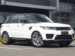 RENT LAND ROVER RANGE ROVER SPORT HSE 2022 IN DUBAI-pic_4