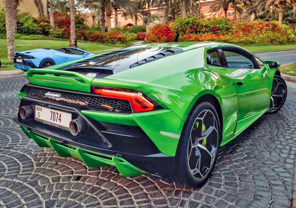 RENT LAMBORGHINI HURACAN EVO 2022 IN DUBAI-pic_4