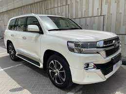 RENT TOYOTA LAND CRUISER GXR V6 2020 IN DUBAI-pic_3