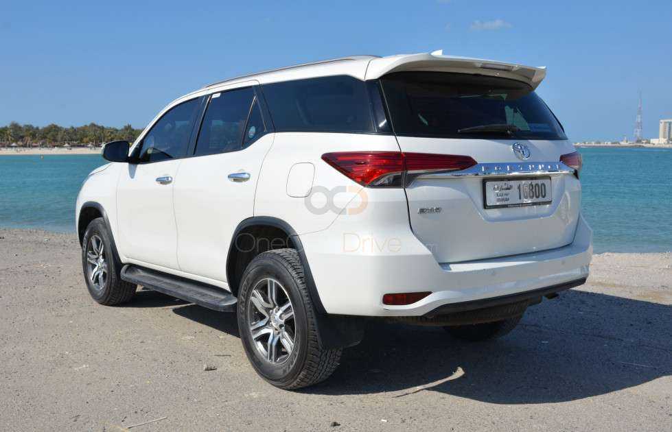 RENT TOYOTA FORTUNER 2019 IN DUBAI-pic_6