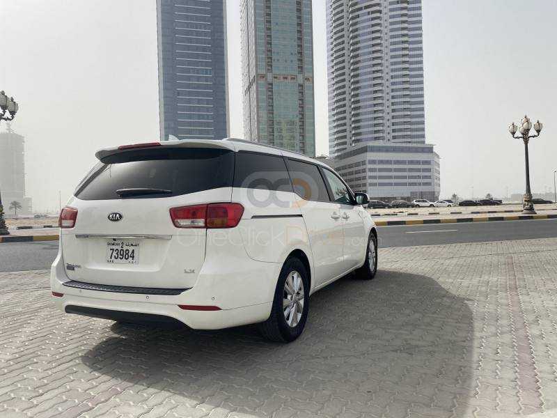 RENT KIA CARNIVAL 2017 IN DUBAI-pic_6