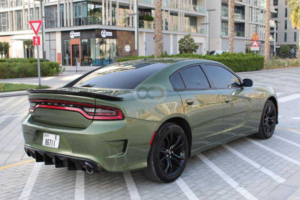 RENT DODGE CHARGER SRT V6 2018 IN DUBAI-pic_3