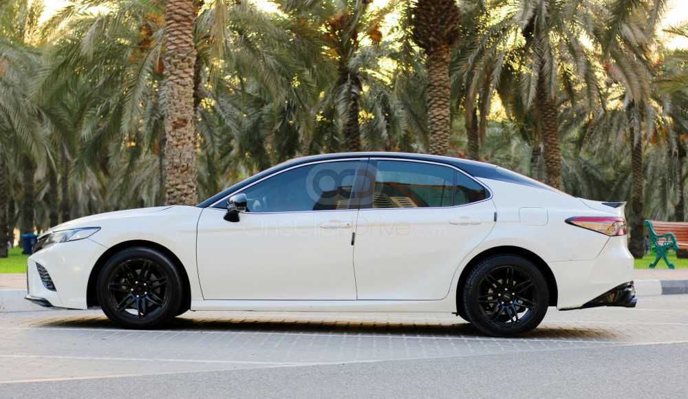 RENT TOYOTA CAMRY 2018 IN DUBAI-pic_1