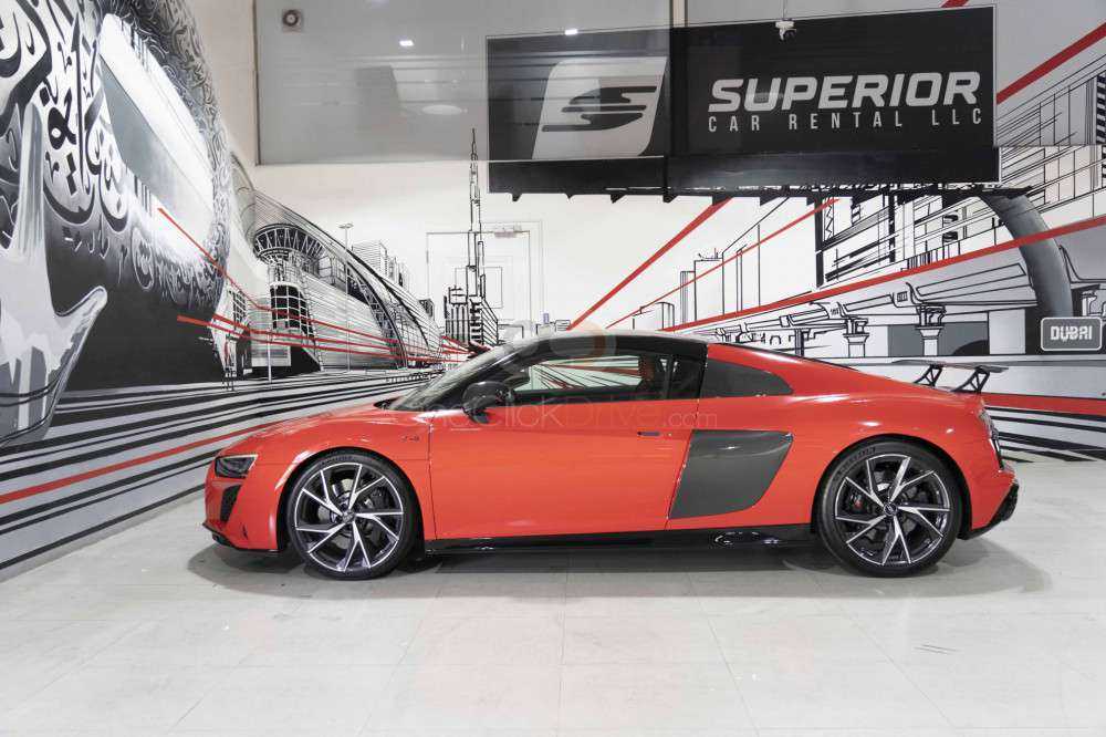 RENT AUDI R8 COUPE V10 2020 IN DUBAI-pic_2