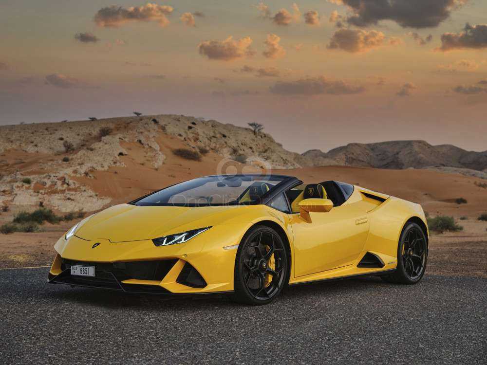 RENT LAMBORGHINI HURACAN EVO SPYDER 2021 IN DUBAI-pic_3