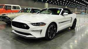 RENT FORD MUSTANG GT CONVERTIBLE V8 2021 IN DUBAI-pic_5