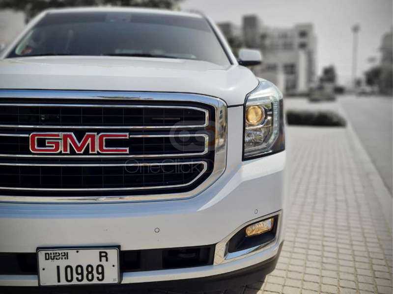 RENT GMC YUKON 2018 IN DUBAI-pic_2