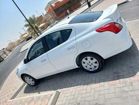 RENT NISSAN SUNNY 2022 IN DUBAI-pic_5