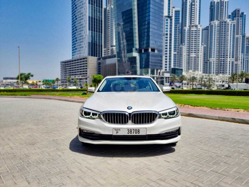 RENT BMW 520I 2020 IN DUBAI-pic_2