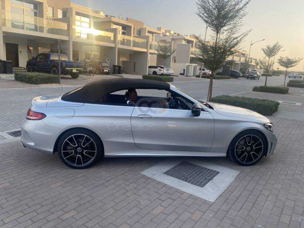 RENT MERCEDES BENZ C300 CONVERTIBLE 2019 IN DUBAI-pic_2