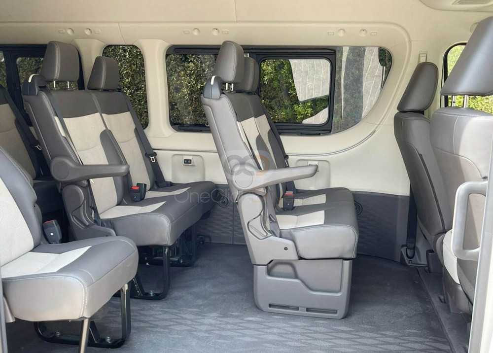 RENT TOYOTA HIACE 13 SEATER 2021 IN DUBAI-pic_3